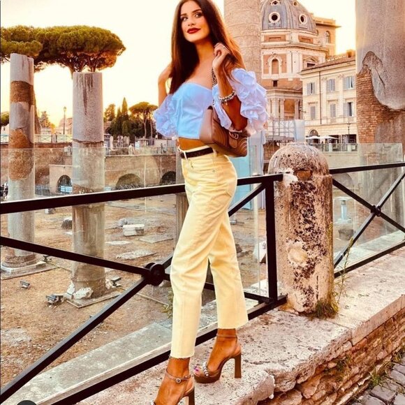 NWOT ZARA High Rise Straight Leg Button Fly Jeans Yellow 4 27 - Picture 2 of 6